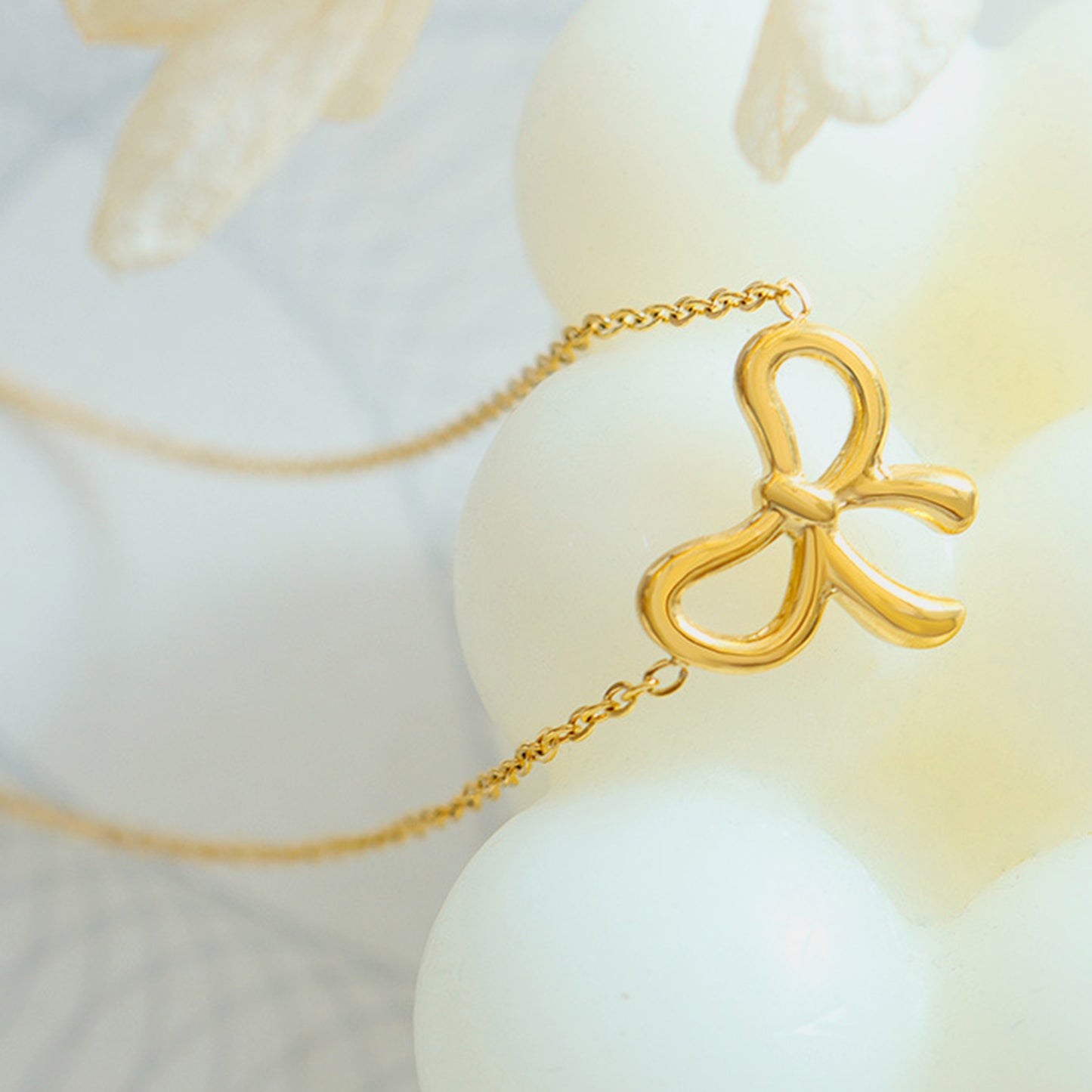 So Special Bow Pendant Gold Plated Necklace