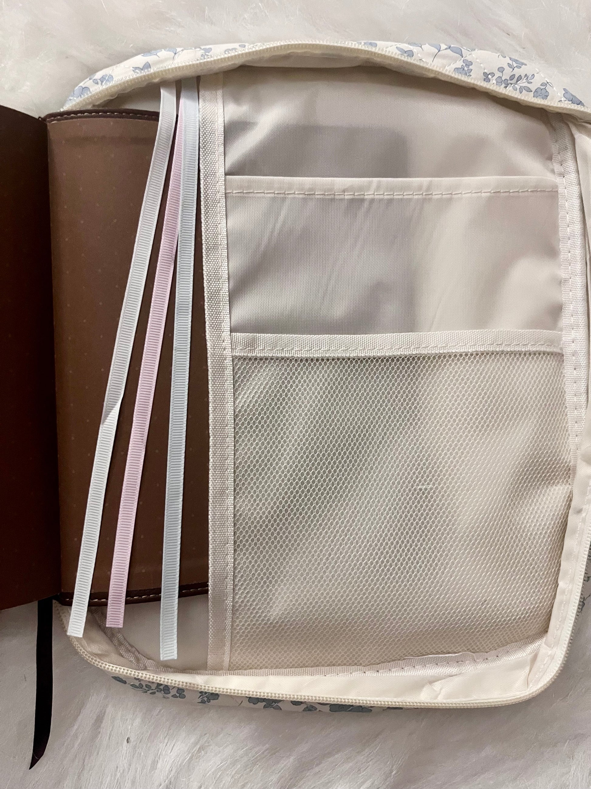 Quilted Zippered Bible Case in Blue Floral