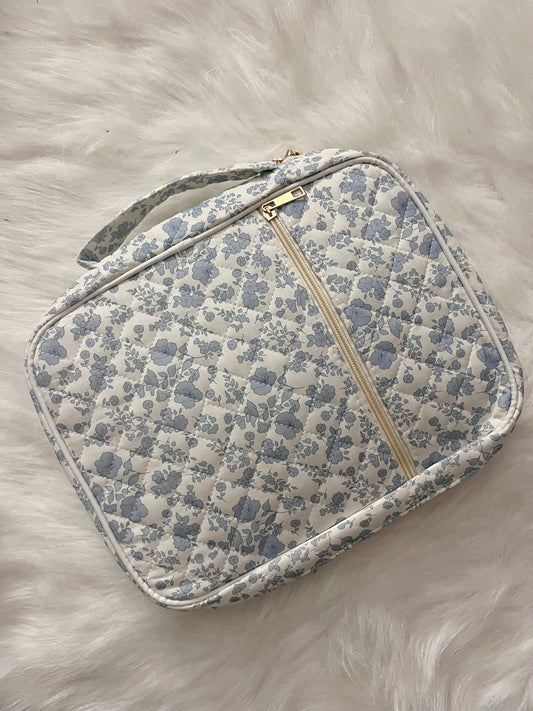 Quilted Zippered Bible Case in Blue Floral