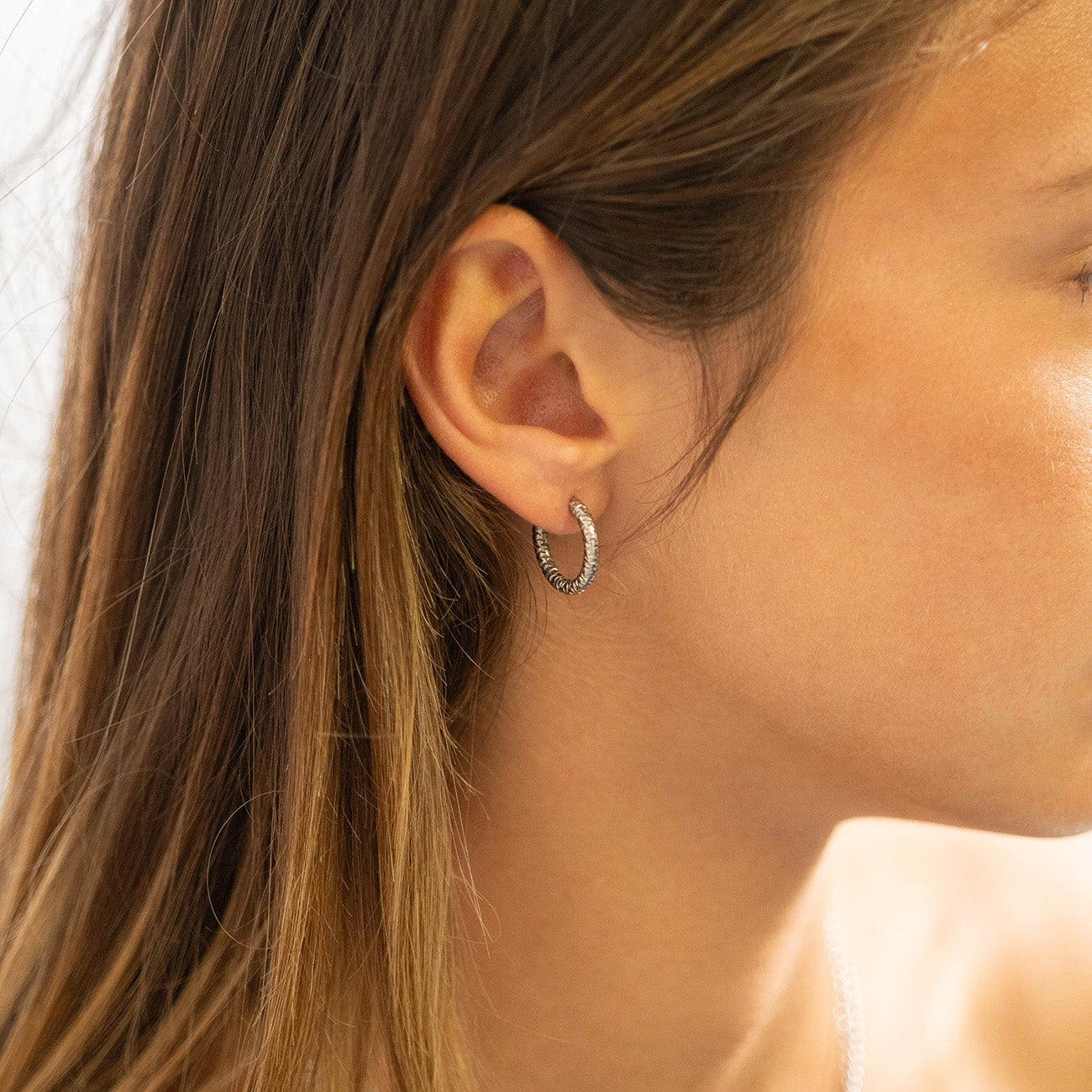 The Dana - Stainless Steel Textured Huggies